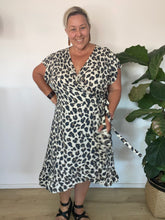 Load image into Gallery viewer, Cupid Dress - Savannah Cream
