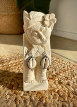 Load image into Gallery viewer, Cowrie Shell Earrings
